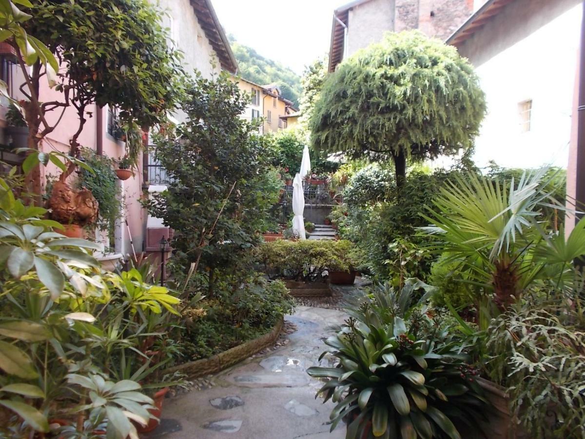 B&B Zia Lina Dongo Exterior foto